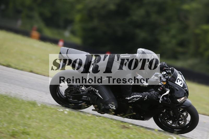 /23 07.06.2025 TZ Motorsport ADR/39